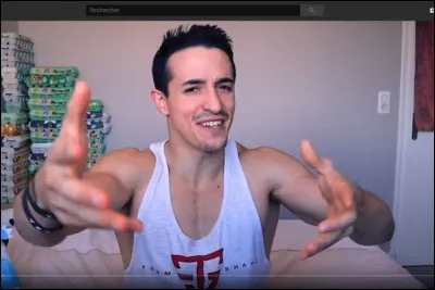 Quel animal ce youtubeur a-t-il adopté en 2019 ?