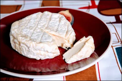 Coul...comme "coulant : quel est ce fromage coulant d'origine dauphinoise, au lait de vache dont le poids est d'environ 180 g ?