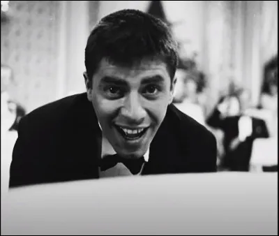 ''Vous pourriez aussi vous aimer ; pensez tout le temps..."