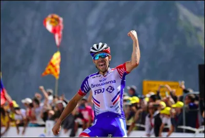 Thibaut Pinot habite dans la région où se situe mon département.
Je suis un département comportant la lettre "u".
Dans mon département, il y a le Mont d'Or.
Qui suis-je ?