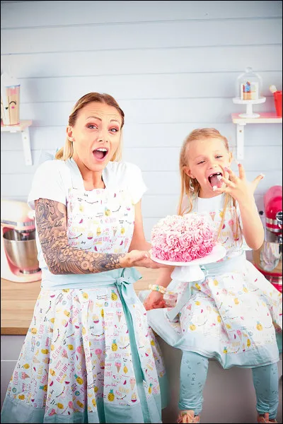 A quel âge Roxane a-t-elle quitté le domicile de ses parents ?