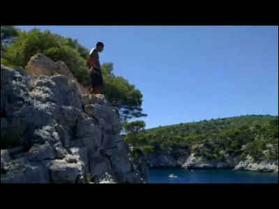 Il va sauter du haut de 40 mètres, c'est un :