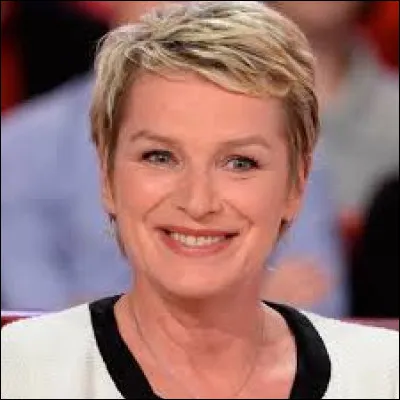 Quelle émission a présenté Élise Lucet ?