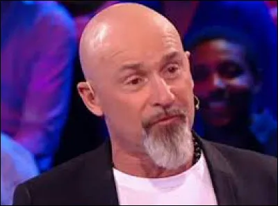 Qu'est-ce qui a forcé Vincent Lagaf' à faire un séjour à l'hôpital en 2007 ?