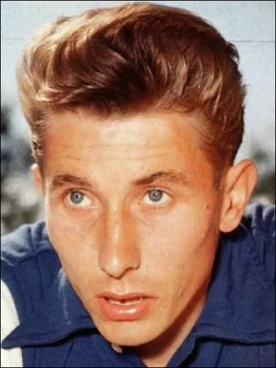 Quelle affirmation est fausse concernant Jacques Anquetil ?
