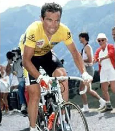 Quelle classique Bernard Hinault gagne-t-il avec plus de 10 minutes d'avance ?