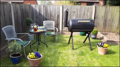 C'est avec de la fumée dans les yeux ...