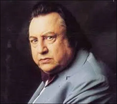 Laquelle de ces propositions correspond à un des sketchs de l'humoriste franco-belge né à Mouscron, Raymond Devos ?