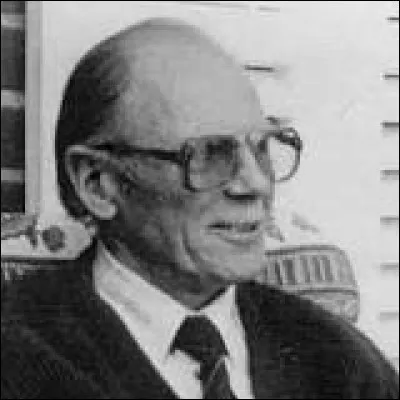 Gilbert Delahaye (photo) et Marcel Marlier sont les auteurs des albums illustrés d'une célèbre héroïne pour enfants, laquelle ?