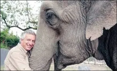 Quel parc zoologique de renom situé dans la province de Hainaut Éric Domb a-t-il créé en 1994 ?