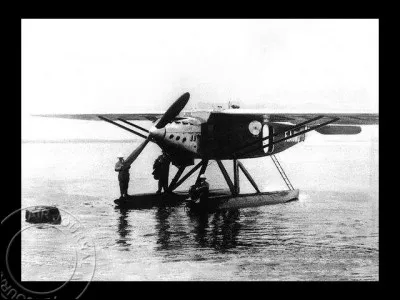 Il y a 90 ans, entre le 12 et le 13 mai 1930, quel aviateur effectua la première liaison postale aérienne directe Afrique Amérique du Sud ?