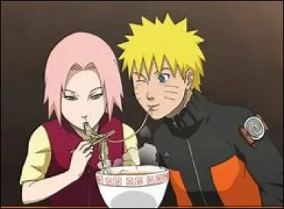 Quelle kunoichi partage un bol de ramen avec Naruto ?
