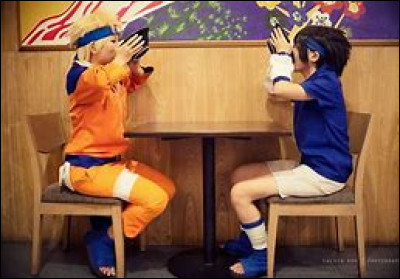 Avec quel autre ninja, Naruto a-t-il décidé d'aller manger des ramens ?