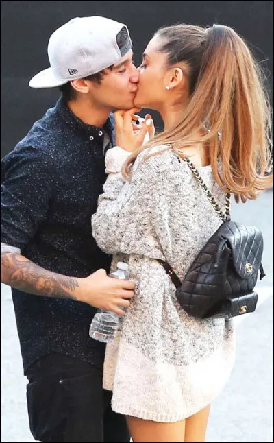 Qui est ce garçon sur la photo ?