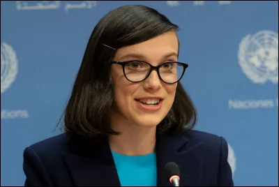 Elle travaille pour quelle charité ?