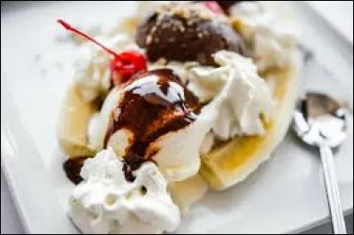 C'est en _____ que Lio chantait "Banana Split".