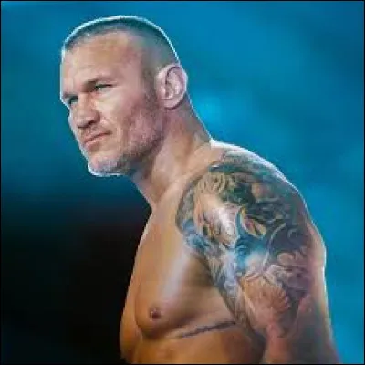 Le célèbre catcheur professionnel de la WWE, Randy Orton est né en :