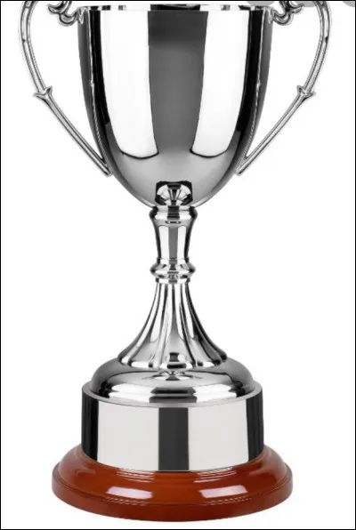 Combien de fois le PSG a-t-il remporté la Coupe des coupes ?