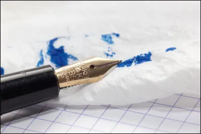 Ton stylo a-t-il d&eacute;j&agrave; coul&eacute; partout ?