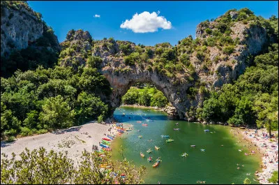 L'Ard&egrave;che se jette dans quel fleuve ?