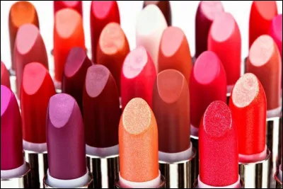 Quelle couleur de rouge à lèvre aimes-tu ?