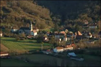 Nous terminons notre balade en Aveyron, à Saujac. Nous sommes en région ...