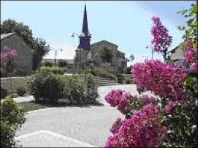 Nous restons en Nouvelle-Aquitaine avec cette vue de l'église Saint-Gentien de Saint-Gence. Ville de l'arrondissement de Limoges, elle se situe dans le département ...