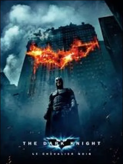 Qui est le réalisateur du film "The Dark Knight", sorti en 2008 ?