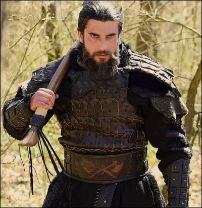 Qui est la première femme de Turgut ?