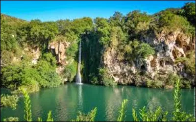 Dans quelle région se situe le département de l'Aveyron ?