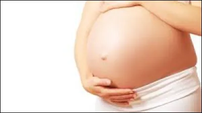 Combien d'enfants une femme a-t-elle en accouchant de quintuplés ?