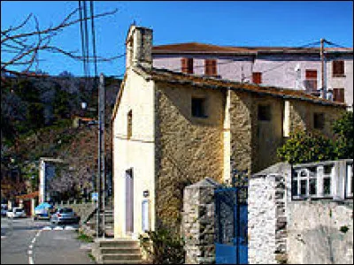 Nous partons sur l'île de Beauté, à Campitello. Village de l'arrondissement de Corte, il se situe dans le département ...