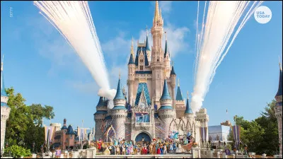 Alors que tu te dis que ça ne peut pas être pire, ta/ton meilleur(e) ami(e) annule la sortie de demain, vous deviez aller à Disneyland !