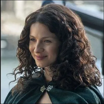 Quels sont les 4 noms, dans l'ordre que Claire a dans la série ?