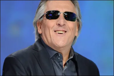 Quelle est la particularité du chanteur Gilbert Montagné ?