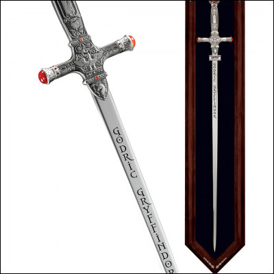 D'où peut-on sortir l'épée de Gryffondor ?