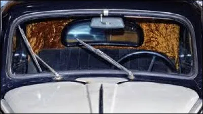 C'est une femme qui est l'inventrice des essuie-glaces :