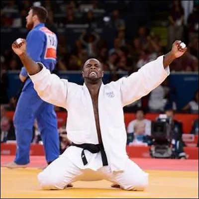 Avant que Teddy Riner ne perde au Grand Chelem de Paris 2020, combien avait-il gagné de combats consécutifs ?