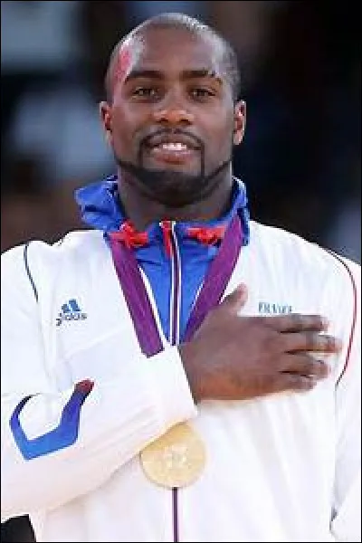 Combien de fois Teddy Riner a-t-il été champion olympique et champion du monde ?