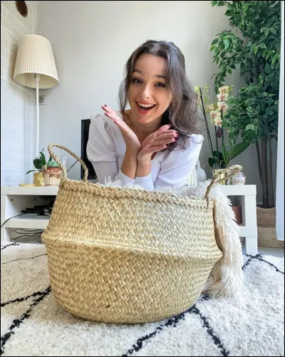 Ses vidéos make up sont :