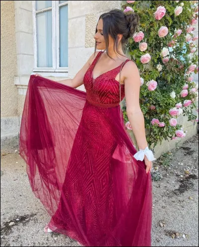 En quelle année a-t-elle inauguré sa chaîne YouTube ?