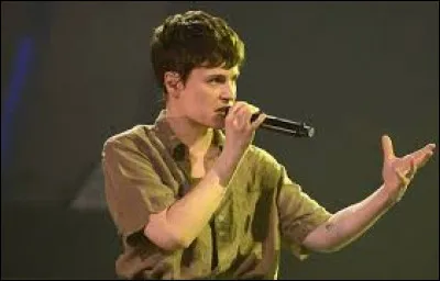 Complétez le titre de cette chanson : "Comme...