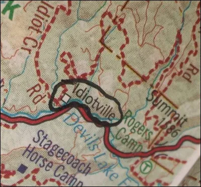 "Idiotville", en voilà un nom original ! Mais d'où en vient l'origine ?