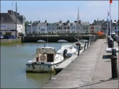 Je vous propose une balade en Normandie &agrave; Isigny-sur-Mer. Ancienne commune du parc naturel r&eacute;gional des Marais du Cotentin et du Bessin, connue pour ses caramels, elle se situe dans le d&eacute;partement ...