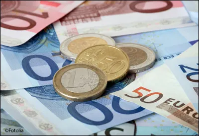 Un myriagone possède 10 000 côtés.