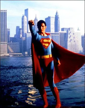 La musique de Superman a t compos par :