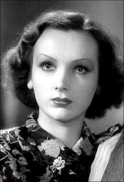 Elle débute 1933 et devient vite célèbre avec ses rôles dans "Pépé le Moko" et dans "Gueule d'amour" : c'est ...