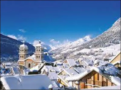 Mon 1er est le père du faon
Mon 2e est un équidé qui sait galoper
Mon 3e est soudé
Mon tout est une station de sports d'hiver du département :