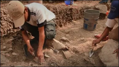 Direction le Mexique, dans l'État du Tabasco, des archéologues ont trouvé un nouveau site maya mais pas n'importe quel site : le plus grand et le plus vieux du Mexique. 
Quel est le nom de ce site ?
