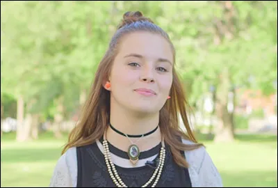 Qui interprète le rôle de Jennifer ?